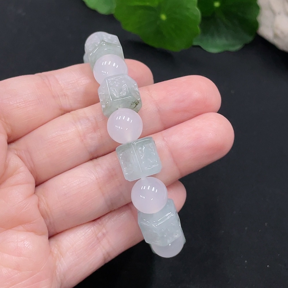 F28288351 Jadeite bracelet  Total weight approx. 40g (with non-A grade beads)