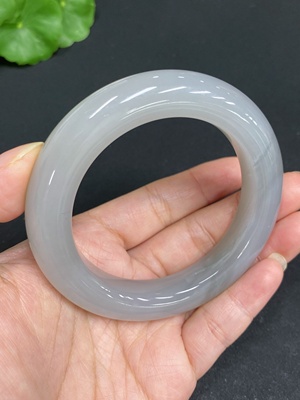 H34014962 Hetian Jade Round Bracelet Size 53.7 Total Weight Approx. 68.8g