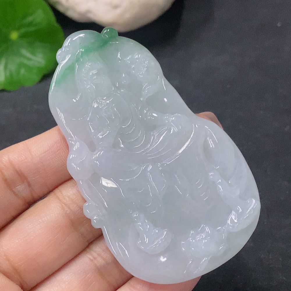 F34041994 Jadeite Pendant Guanyin, Total Weight Approx. 30.65g