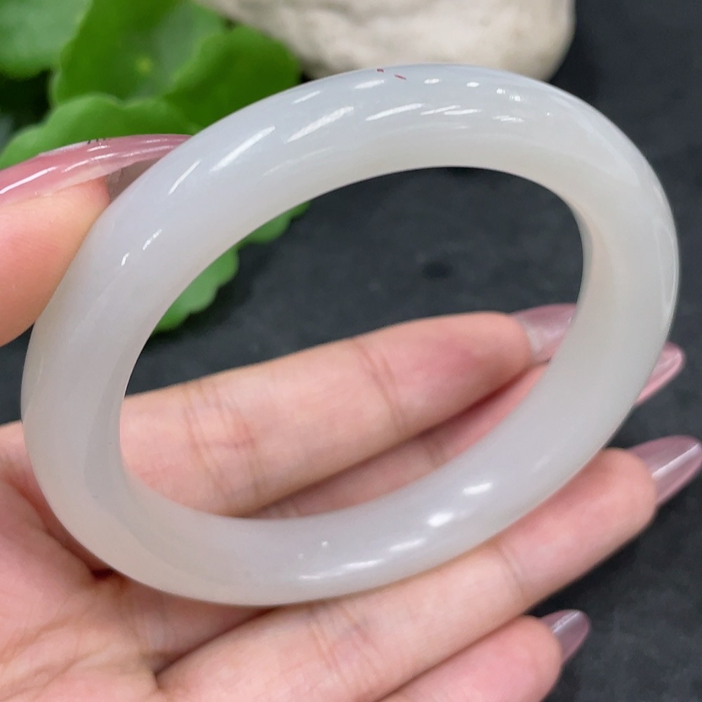 H33840739 Hetian Jade Round Bracelet Size 55.7 Total Weight Approx. 49.5g