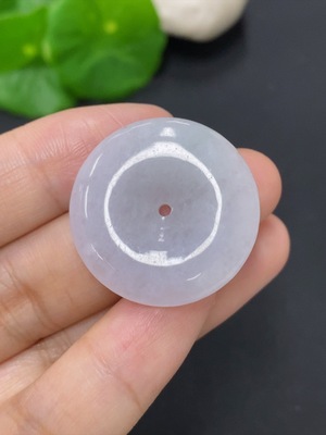 F46598088 翡翠平安扣 货品总重量约9.4克
