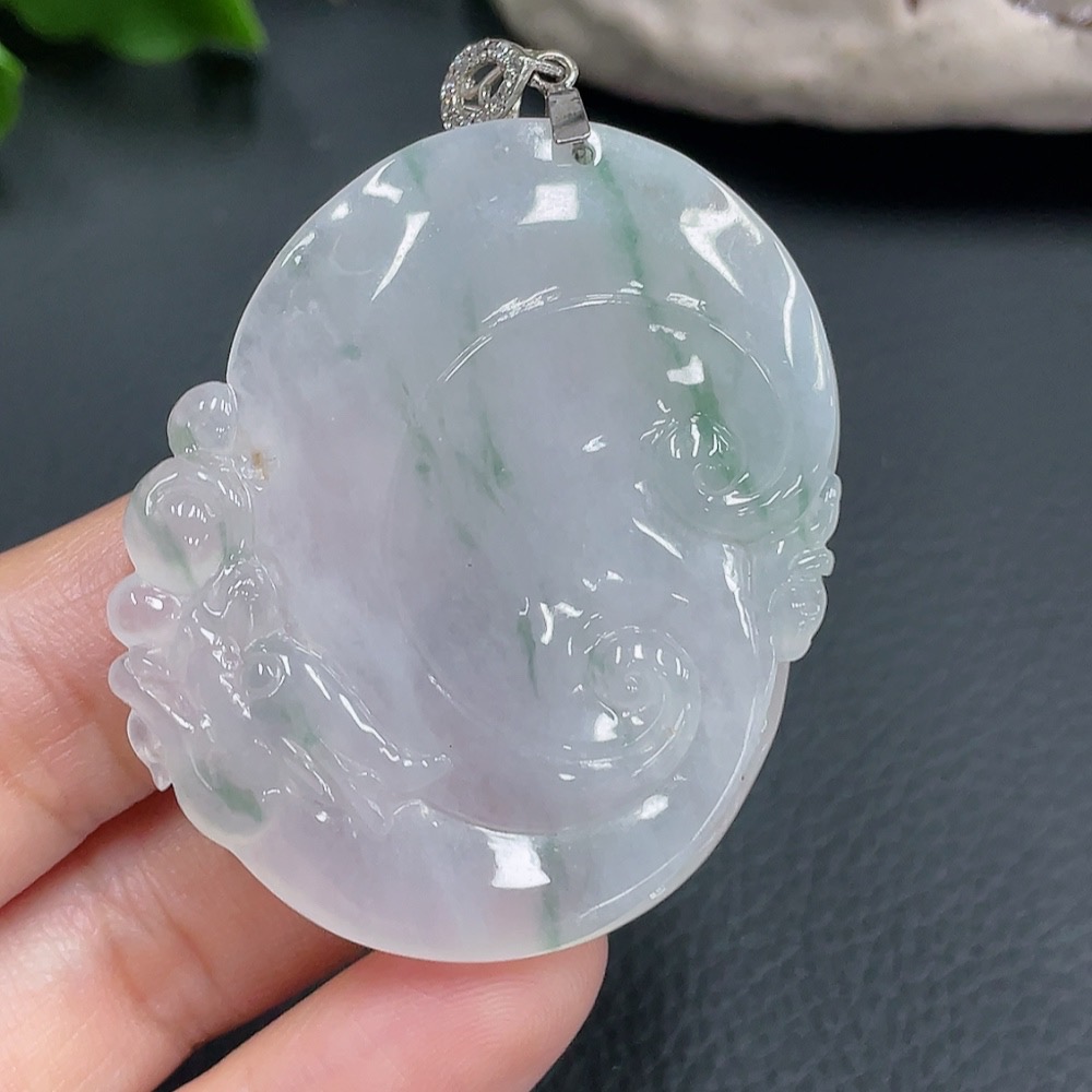 F22481990 JadeitePendant Ruyi Non-Gold Total Weight 22.615g
