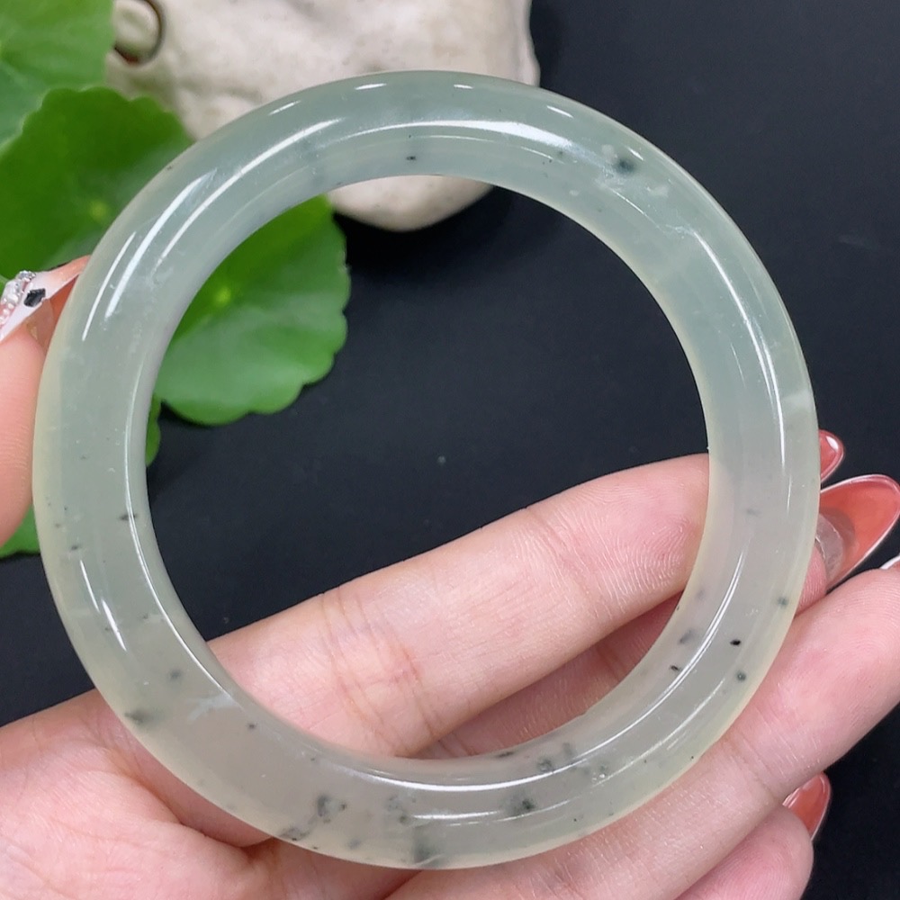 H34016850 Xiuyu (Serpentine Jade) Round Bracelet Size 55.7 Total Weight Approx. 46.7g