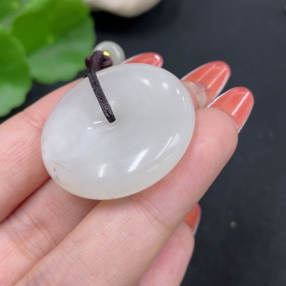 H34027337 Hetian Jade Pendant, Peace Buckle with Non-Hetian Jade Beads