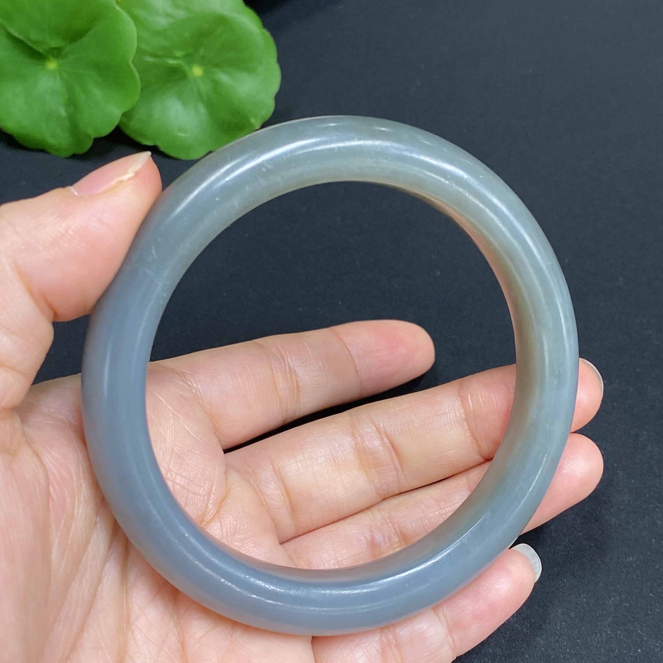 H32771658 Hetian Jade Round Bracelet Size 59.7 Total Weight Approx. 50.2g