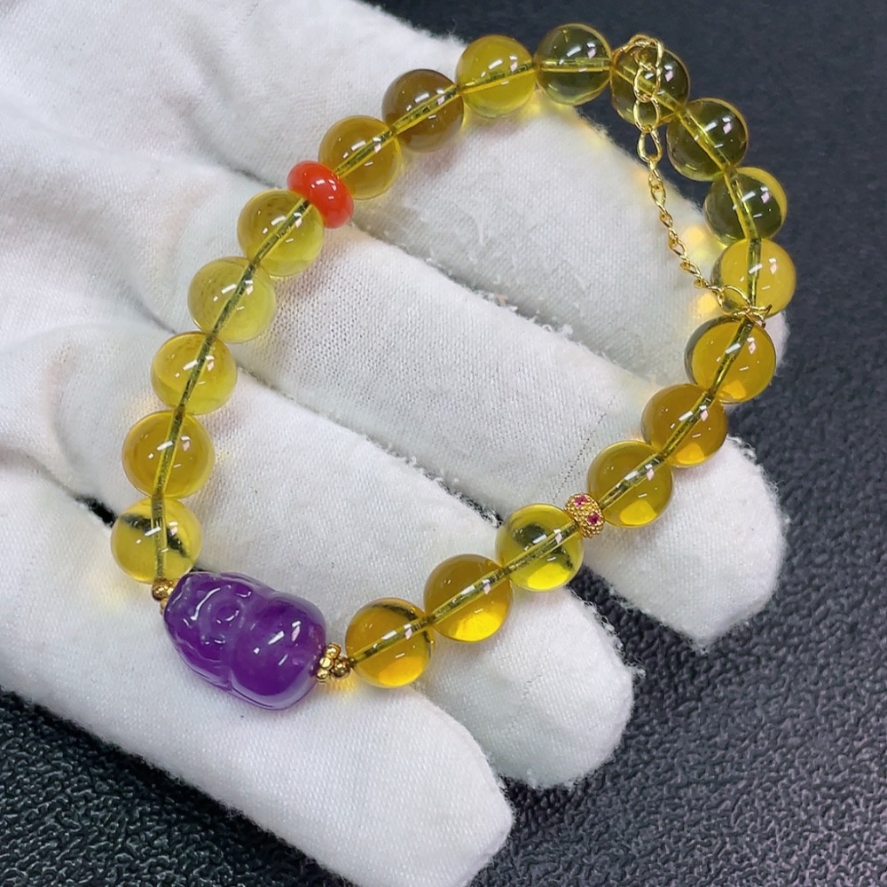 C33923145 Amber Beeswax Bracelet with Crystal + Red Agate, Non-Gold, Total Weight Approx. 8.89g, Size About 7.7mm