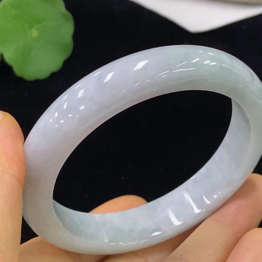 F34023995 Jadeite Round Bracelet Size 57 Total Weight Approx. 57.95g