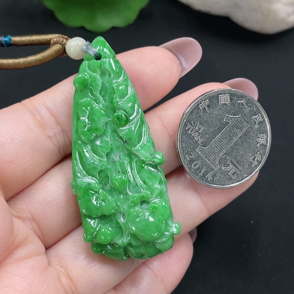 F28224903 Jadeite Cabbage Pendant Total Weight Approx. 21g (Including Rope Weight)