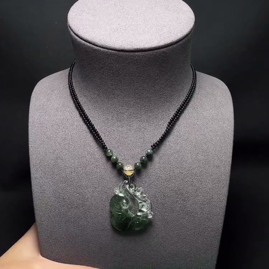 C33937668 Crystal Pendant Total Weight Approx. 16.7g