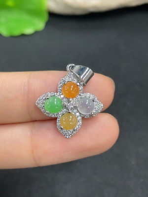 F46571799 翡翠镶嵌吊坠 黄色红色配珠非A 货品总重约2.08g  非金