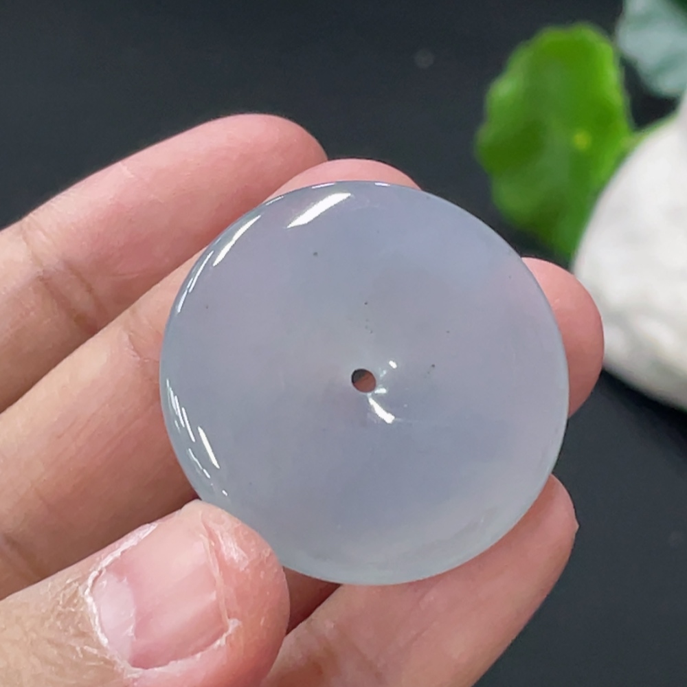 F33836973 Jadeite Peace Knot Pendant Total Weight Approx. 11.6g