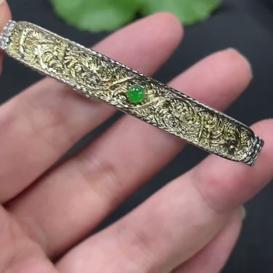 F23581084 Jadeite Inlaid Piece Non-Gold Total Weight 16.823g