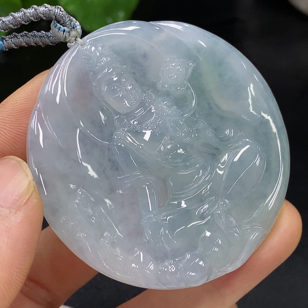 F26013124 Jadeite Guanyin Pendant