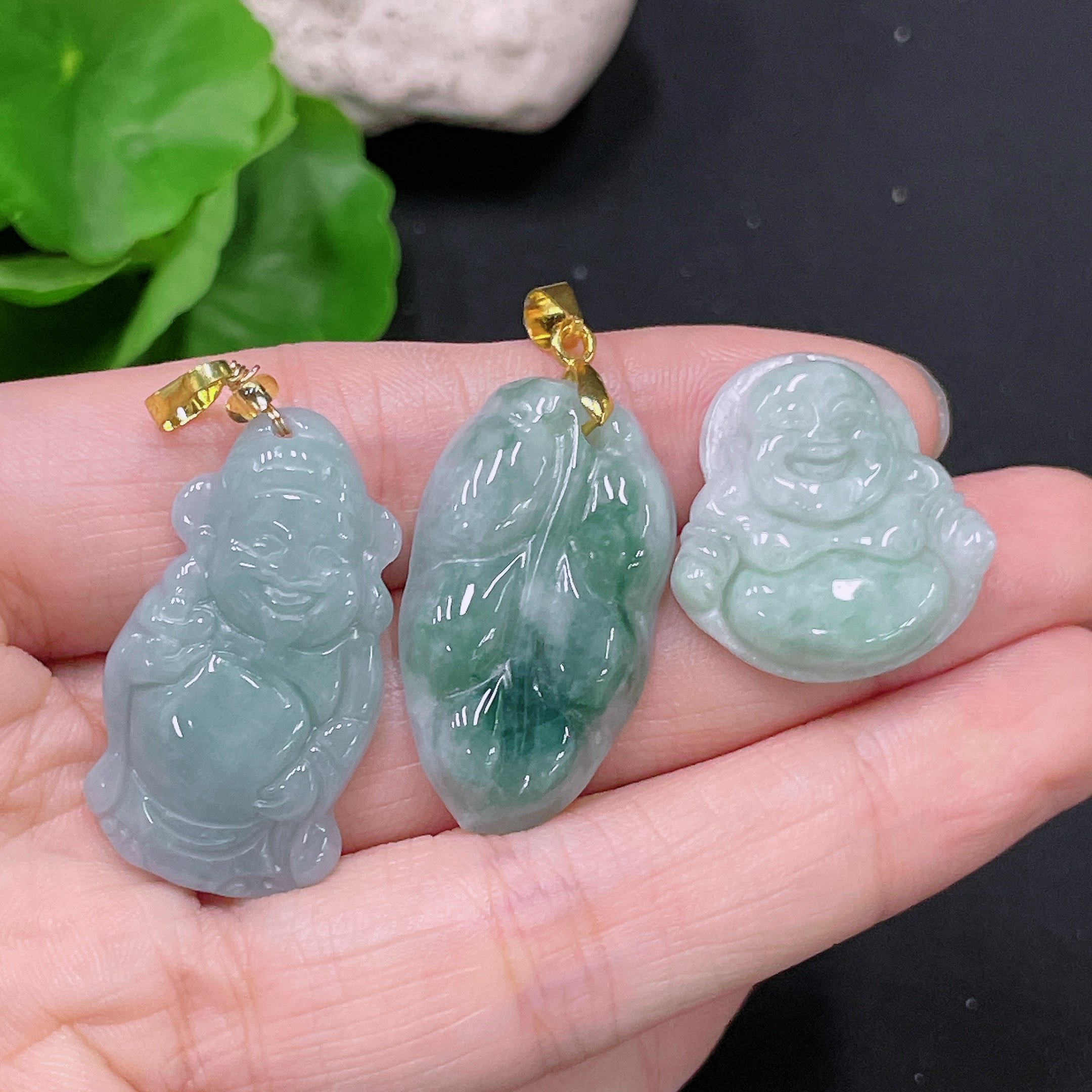 F33892702 Jadeite Pendants Sell as a Lot Non-Gold