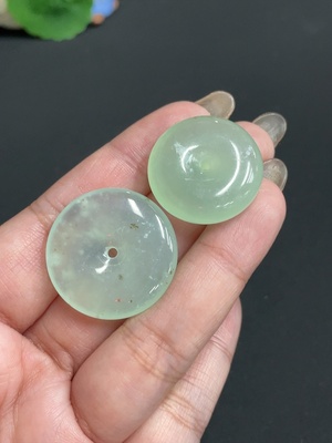 H37350973 岫玉(蛇纹石玉)挂件 平安扣  货品总重约18.9g