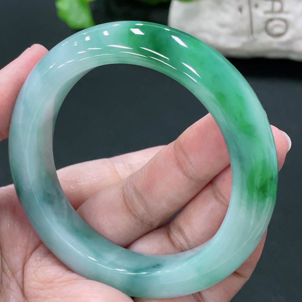 F33935186 Jadeite Round Bangle, Total Weight Approx. 67.8g, Size 54