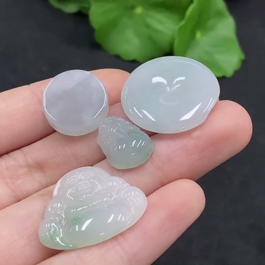 F32753414 Jadeite Pendant