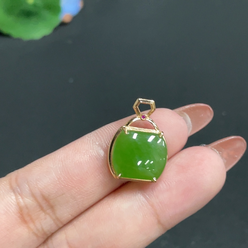 H34010558 Hetian Jade Inlaid Pendant, Plain Pendant, 18k, Total Weight Approx. 2.1g