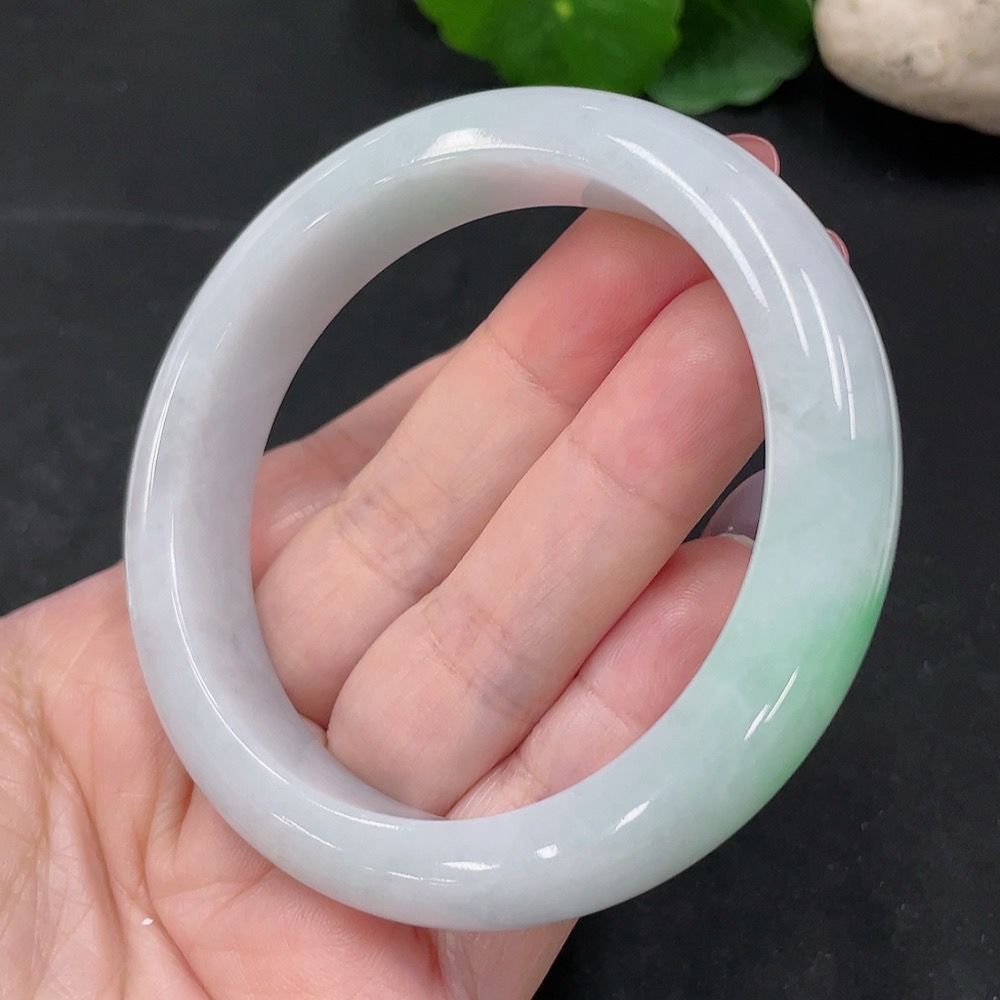 F34012803 Jadeite Round Bangle Size 58 Total Weight Approx. 66g