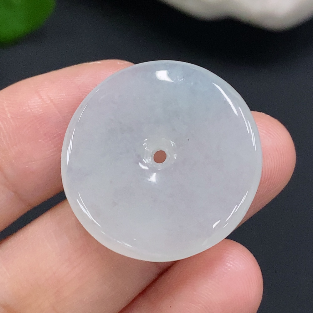 F30452726 JadeitePeace Button