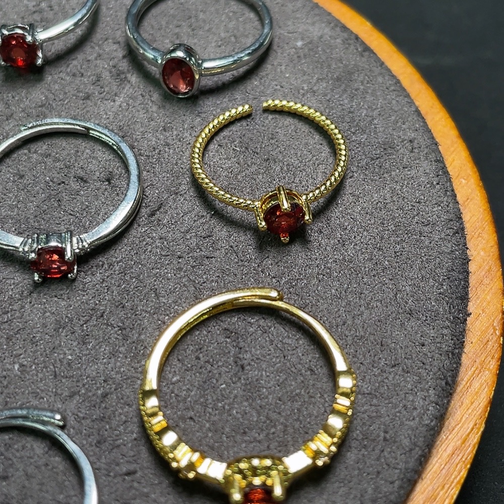 C34994713 Garnet Ring Non-Gold Adjustable Total Weight Approx. 16.2g Sell as a Lot