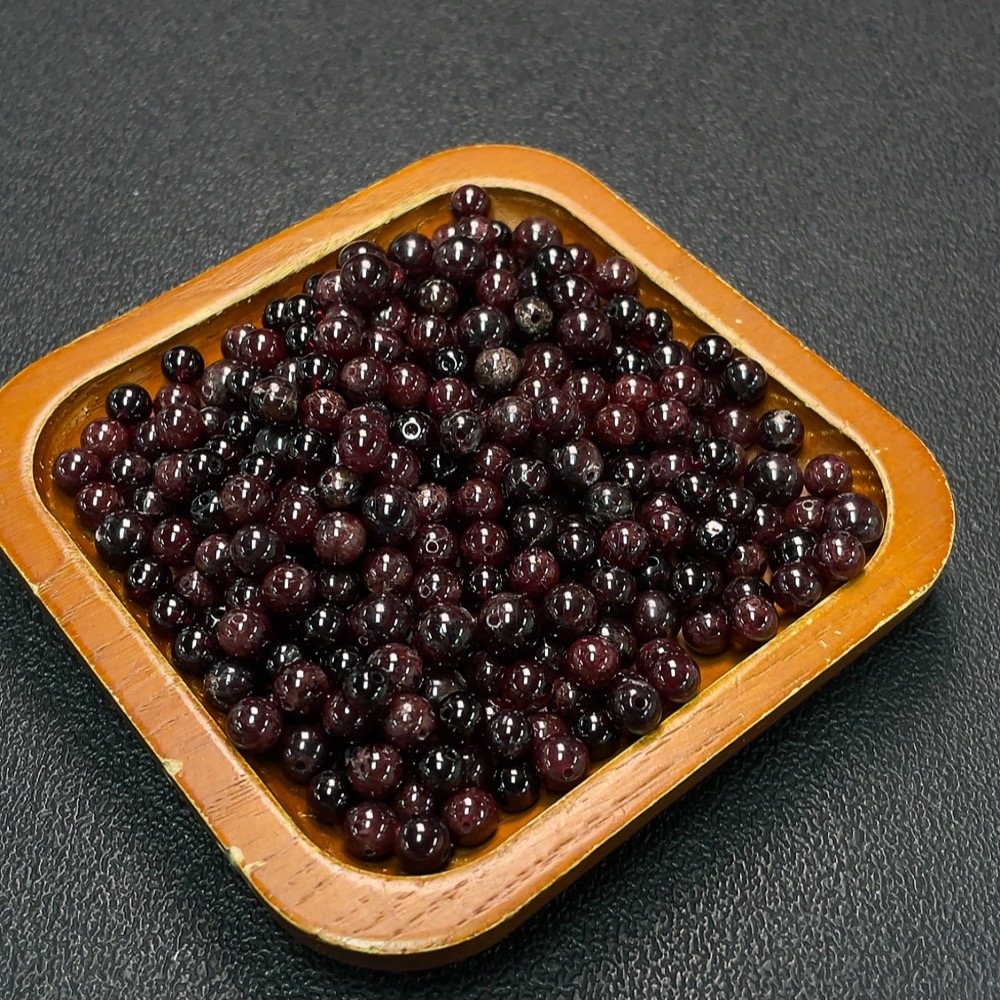 C34039104 Garnet Loose Beads Total Weight Approx. 153.93g Sell as a Lot Qty 100+