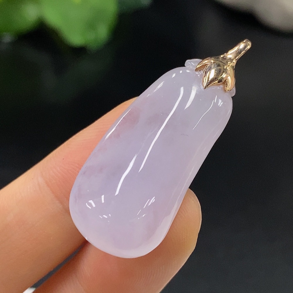 F22480999 Jadeite Fu Gua Pendant with 18K Gold, Total Weight Approx. 7.6g