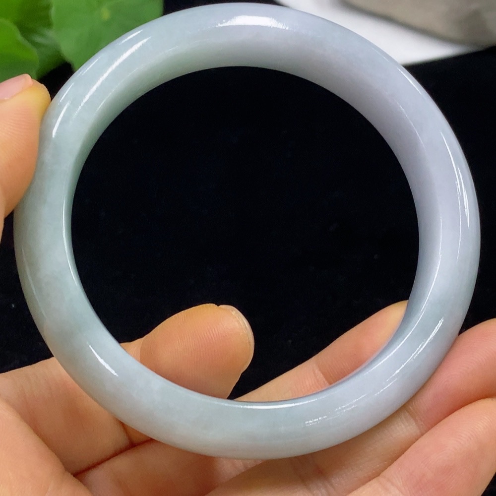 F35094267 Jadeite Round Bracelet Size 57.1 Total Weight Approx. 62.41g