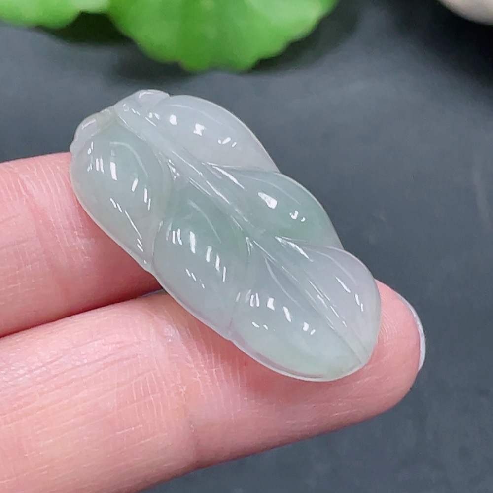 F21420480 JadeiteLeaf Pendant Total Weight Approx.6g