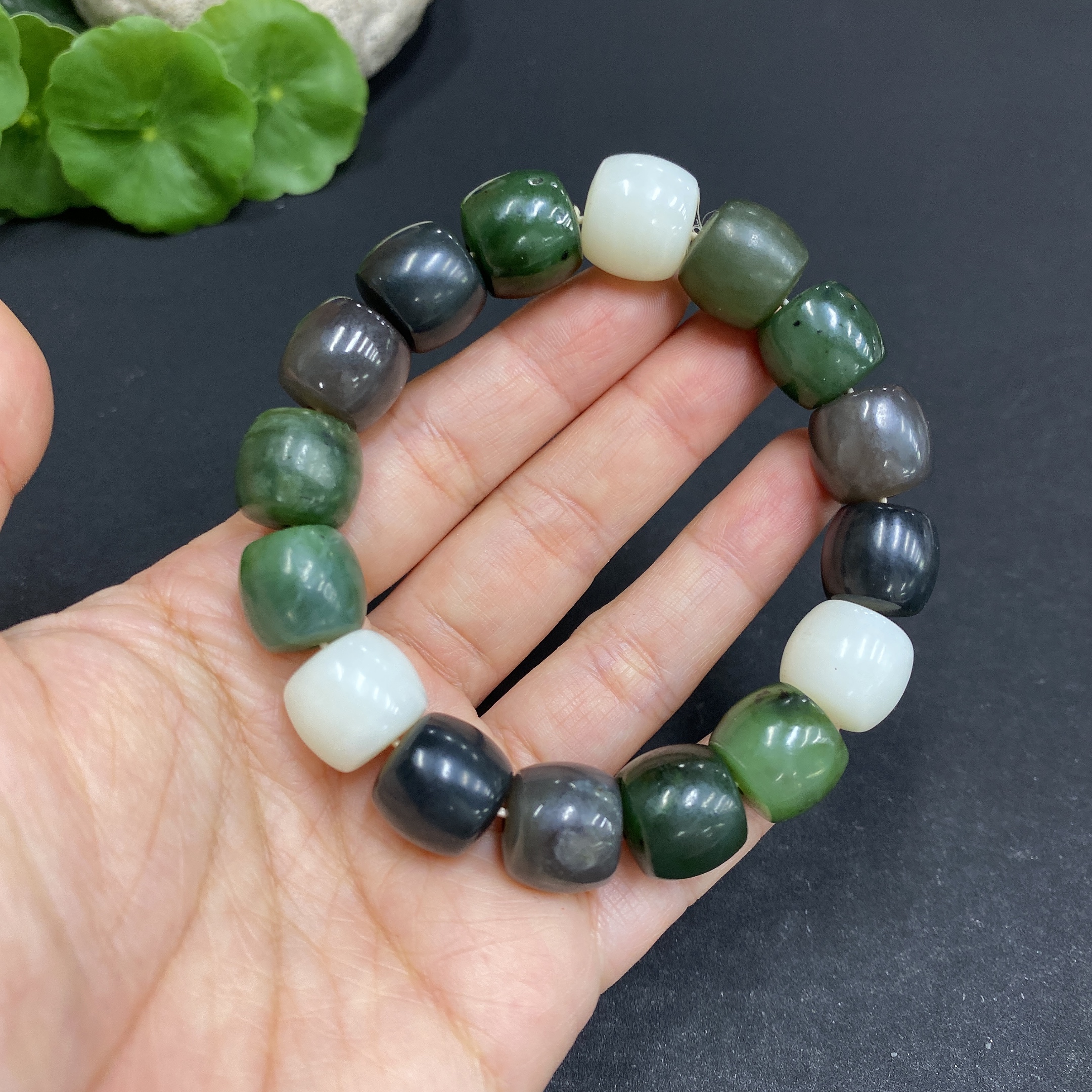 H33902799 Hetian Jade Bracelet, Approx. 12.5mm, Total Weight Approx. 66.5g