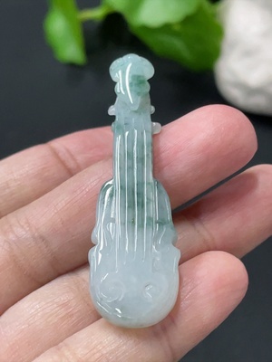 F35108711 Jadeite Soulmate Pendant