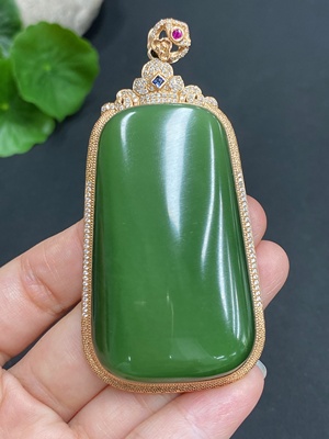 H22506866 Hetian Jade Inlaid Plain Pendant 18k Gold Total Weight About 37.7g