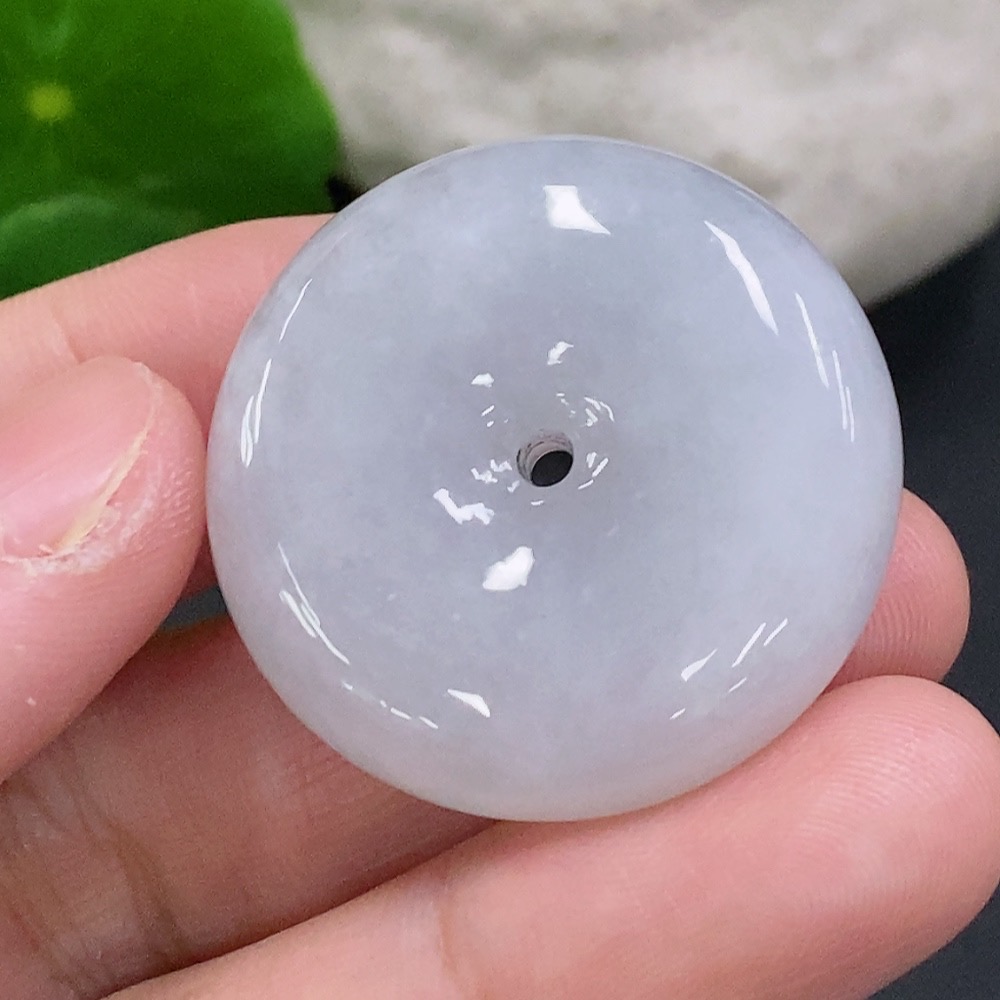 F33883159 Jadeite Peace Knot Pendant, Total Weight Approx. 19.19g