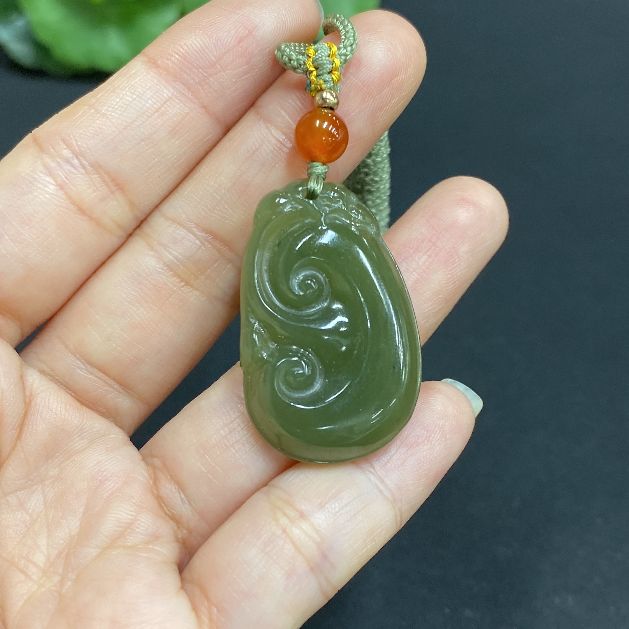 H34015337 Hetian Jade Pendant Ruyi