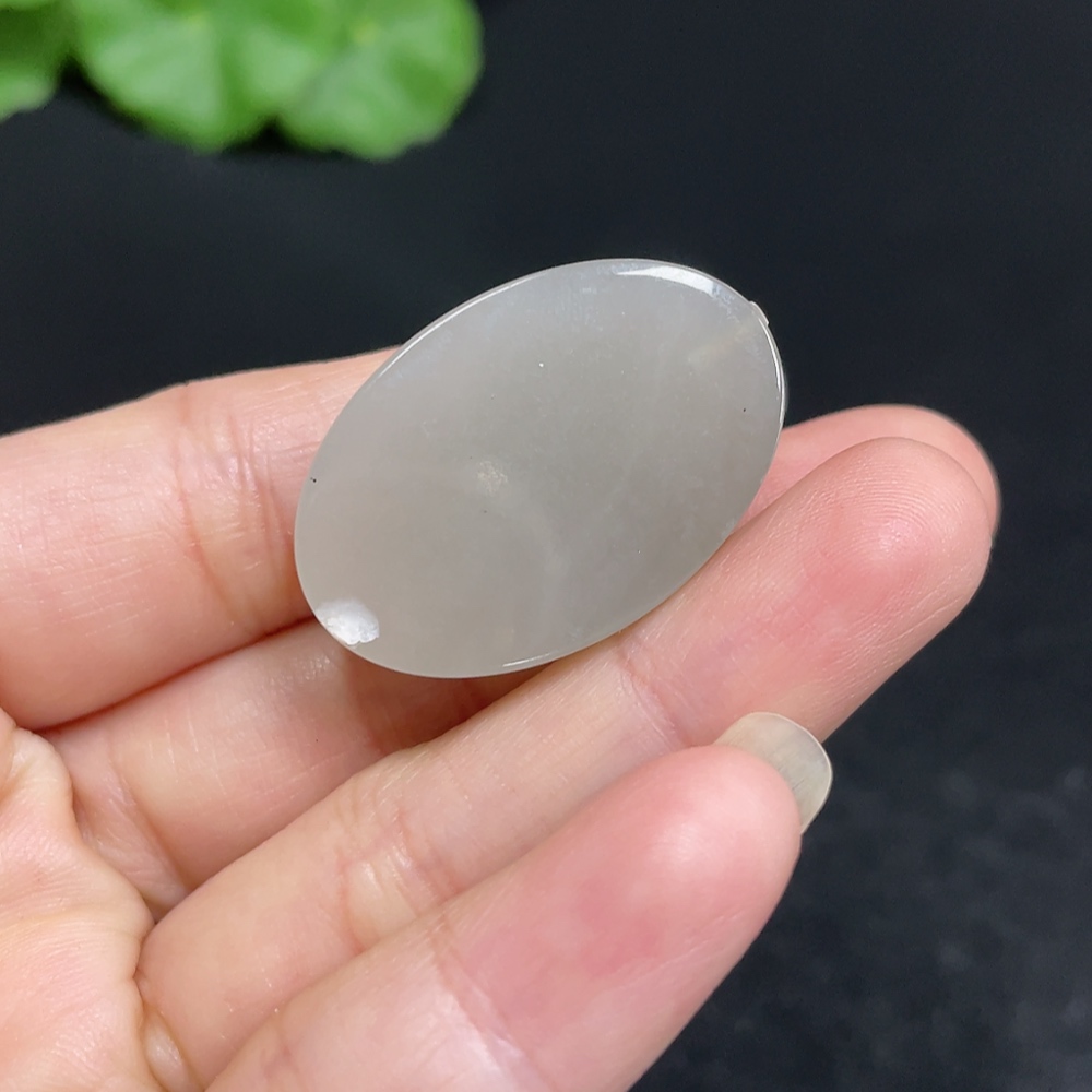 H34037006 Hetian Jade Cabochon