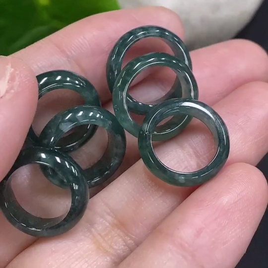 F33883323 Jadeite Pendants Sell as a Lot