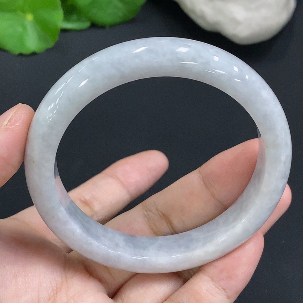 F22483851 Jadeite regular circle bracelet, size 56.5, total weight 50.592g
