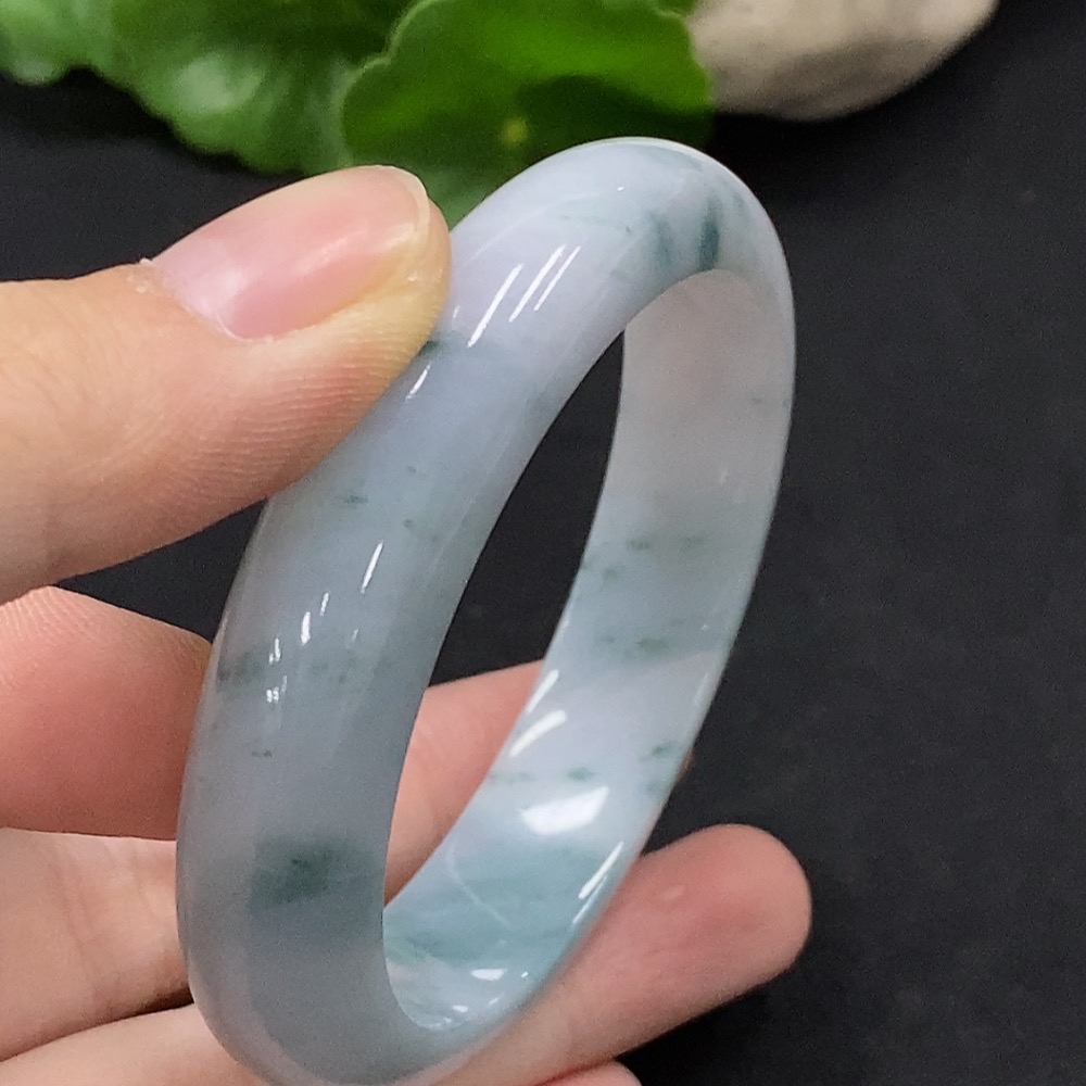 F34029518 Jadeite Round Bracelet Size 51.2 Total Weight Approx. 49.12g