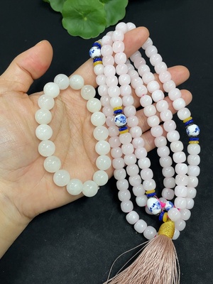 H46532177 和田玉手串/珠链    卡9.6/7.8mm左右    货品总重约116.3g   含其他矿物成份   配珠非和田玉