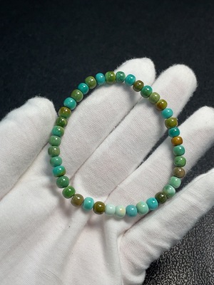 C34952755 Turquoise Bracelet with Other Mineral Components, Approx. 7.15g Total Weight, 5.2mm Beads (Mineral-Included)