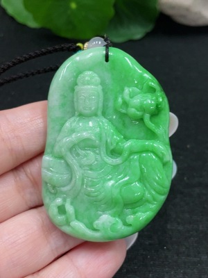 F33874139 Jadeite Guanyin Pendant Total Weight Approx. 29.6g (Including Cord Weight)