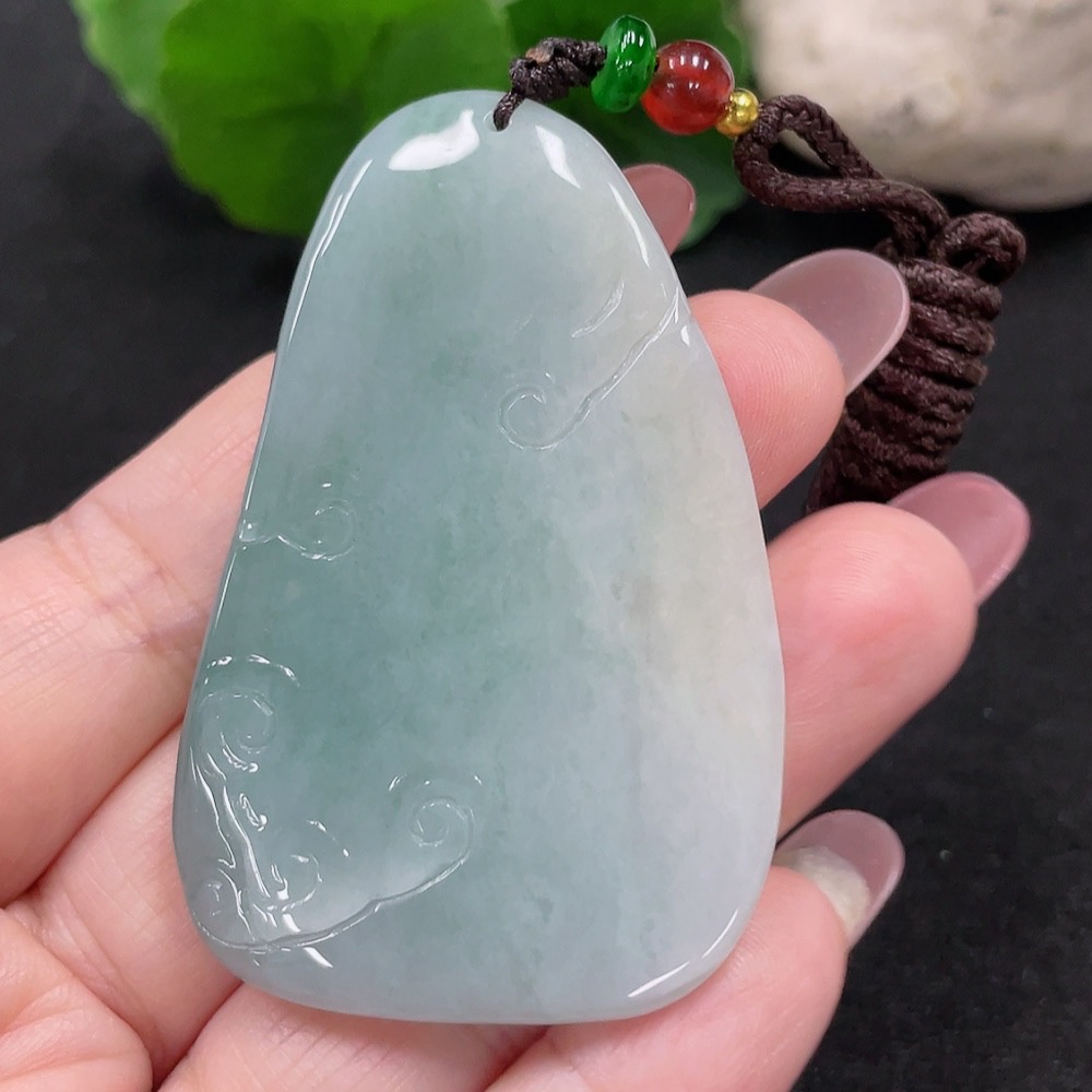 F32808582 JadeiteLotus Leaf Fish Pendant