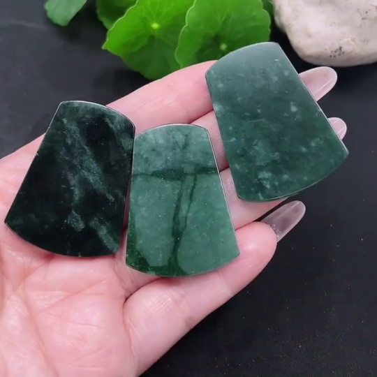 F35082967 Jadeite Plain Pendant Sell as a Lot