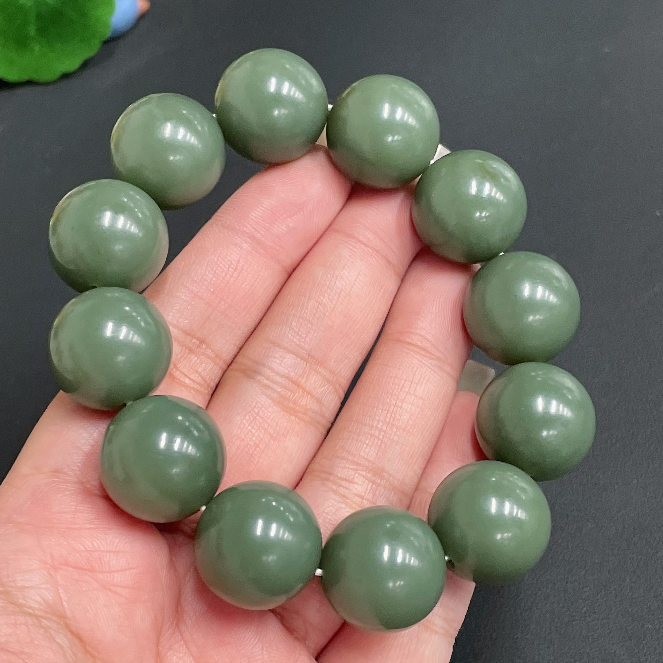 H22550679 Hetian Jade Bracelet Approx. 17.8mm Total Weight Approx. 111g
