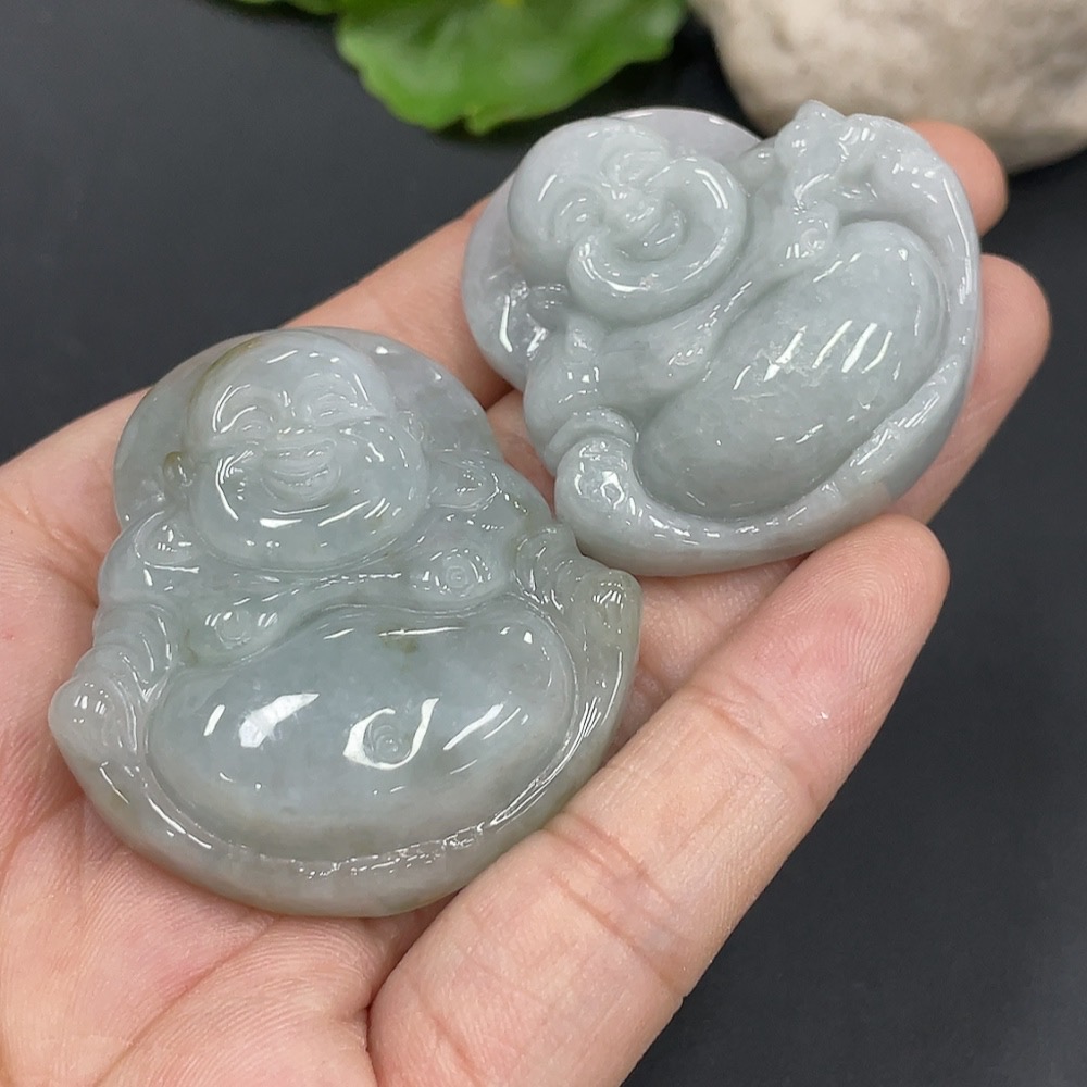F18041755 Jadeite Buddha Pendant Sell as a Lot