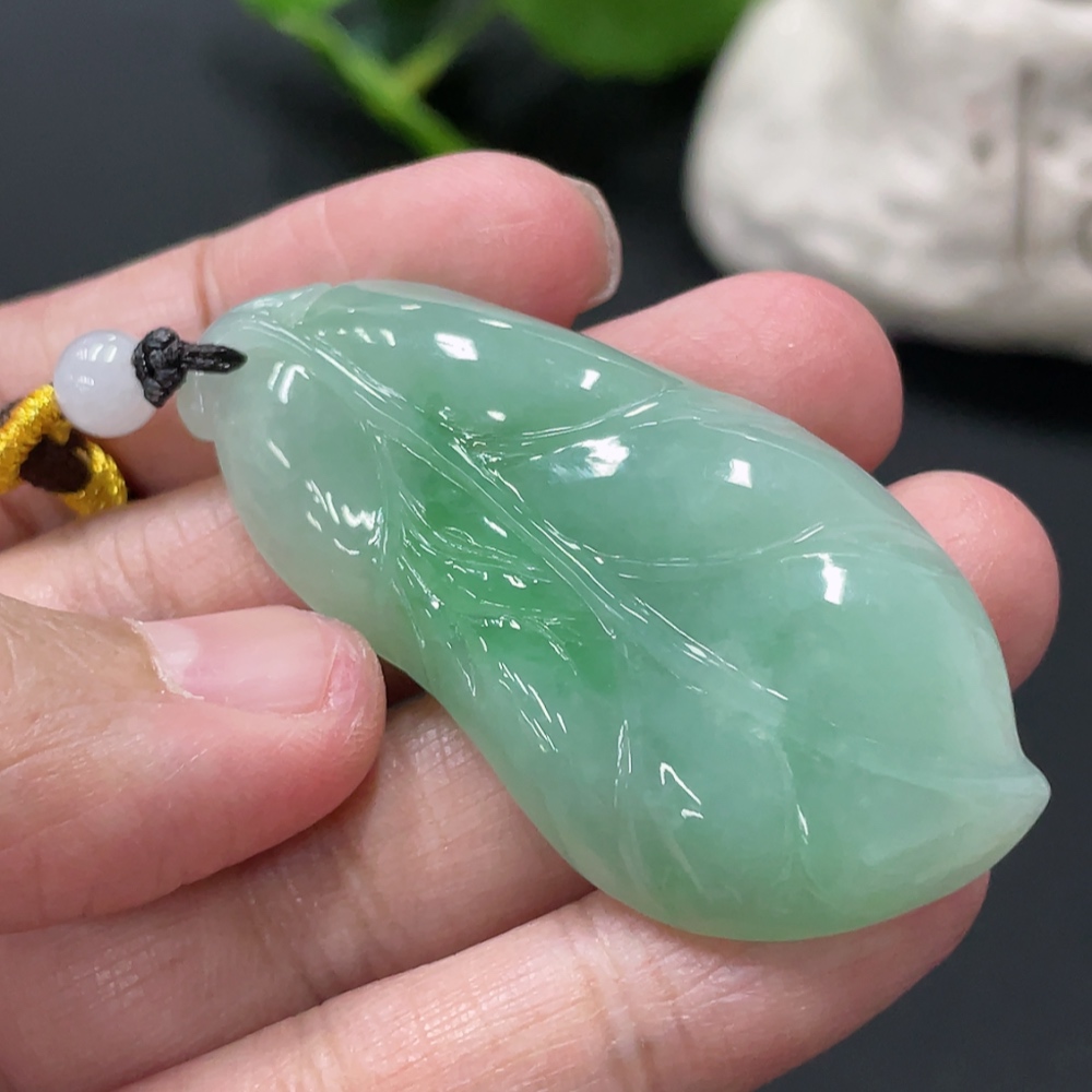 F33909975 Jadeite Leaf Pendant Total Weight Approx. 18.5g