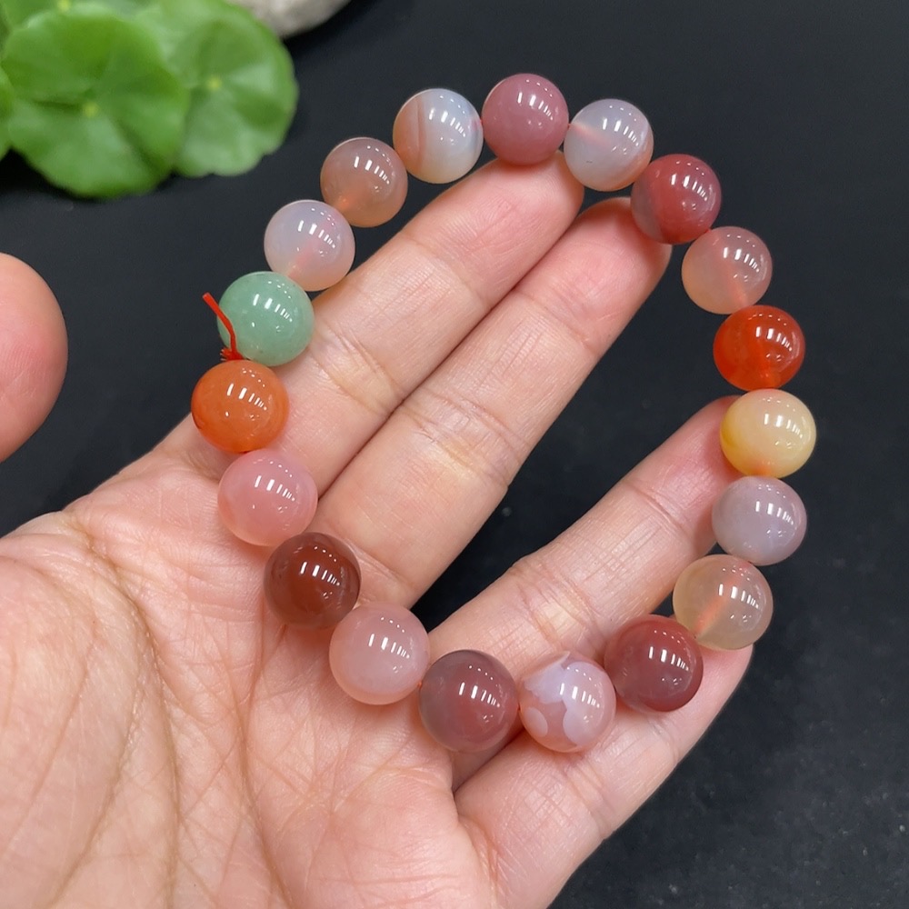 H34037707 Yanyuan Agate Bracelet, Approx. 10mm Beads, Total Weight About 28.2g