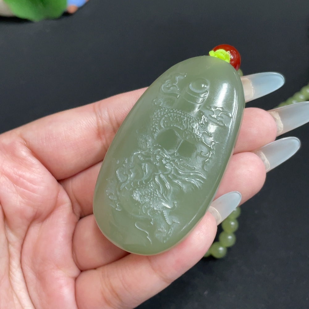 H31634384 Hetian Jade Pendant Dragon Plaque
