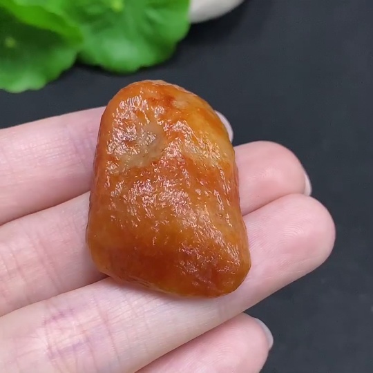 F34034251 yellow color origin undetermined