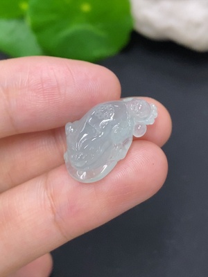 F46557034 翡翠三脚金蟾挂件 货品总重约3.7克